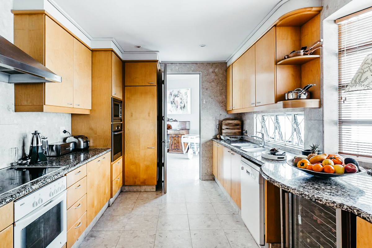 Designer kitchen with premium appliances at Heidi's House, Bantry Bay, Cape Town