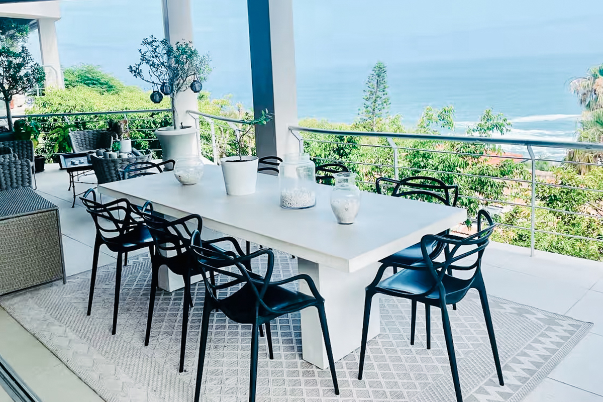 Sunset terrace overlooking Bantry Bay at Heidi's House, Cape Town